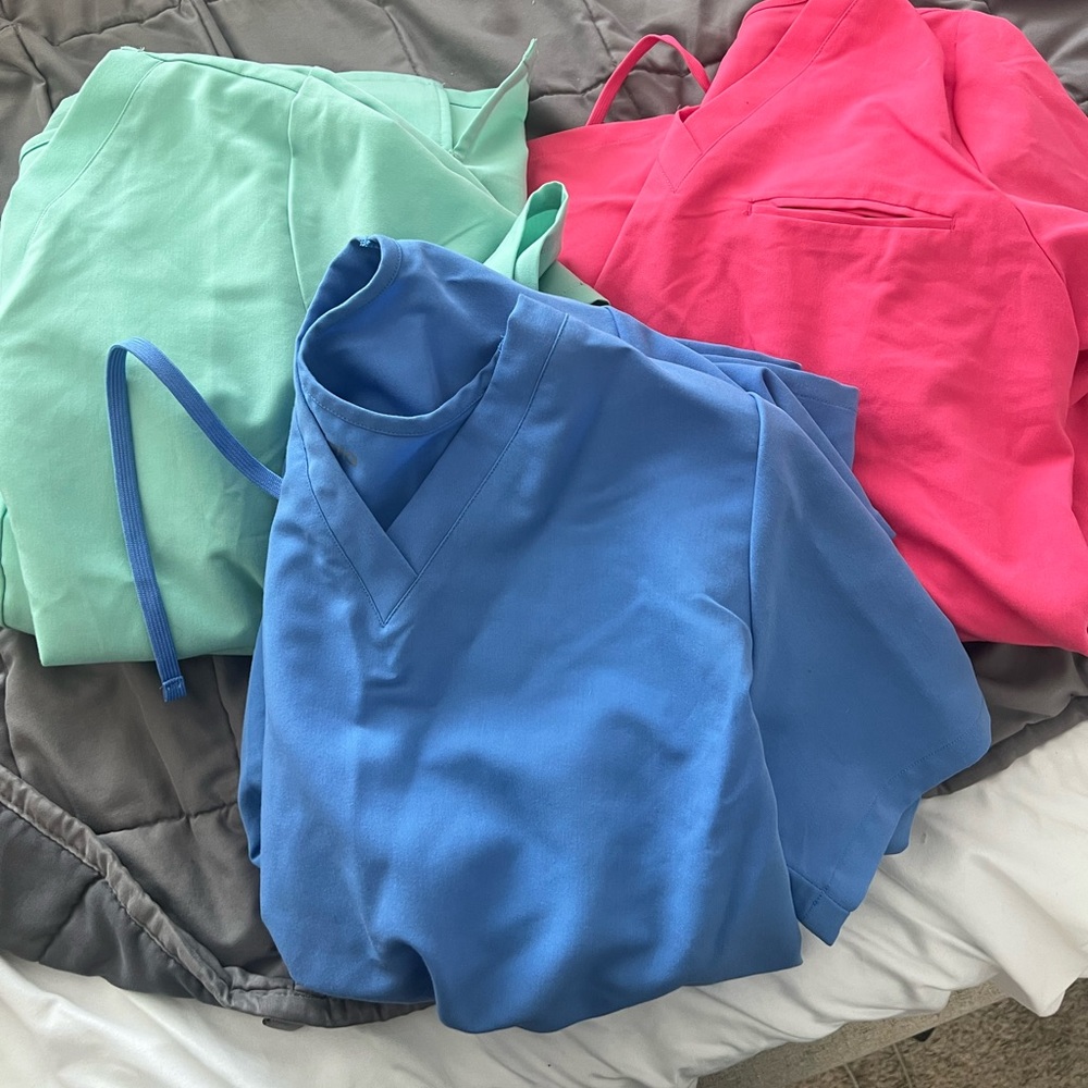 Mandala scrubs